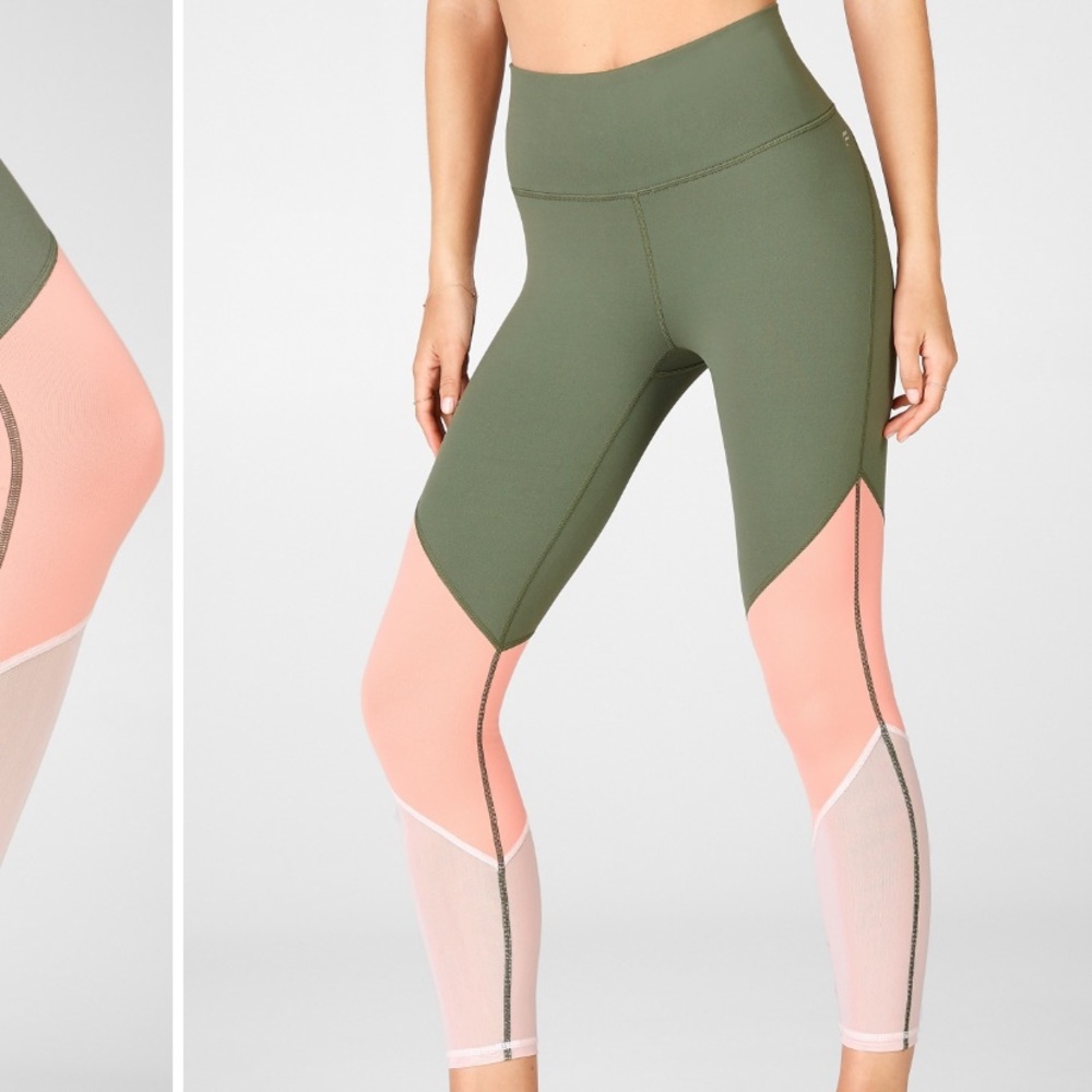 Fabletics Women’s Zone High Waisted 7/8 Leggings, Size Medium